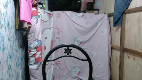 Snapshot of angel_0707 chatting on February 2, 5:21 am Angel online show from February 2, 5:21 am