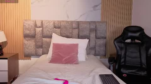 angel__kiss online show from July 17, 11:58 am