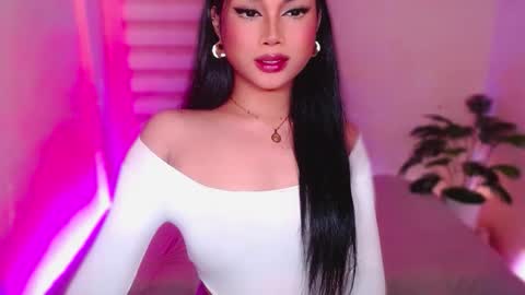 Angel online show from May 18, 8:59 pm