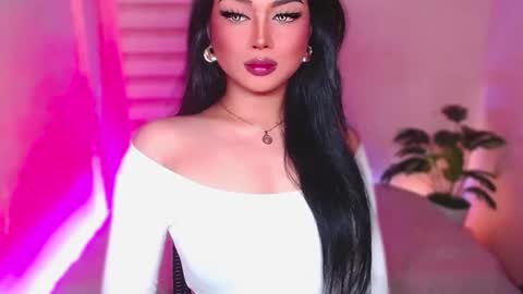 Angel online show from May 26, 11:15 pm