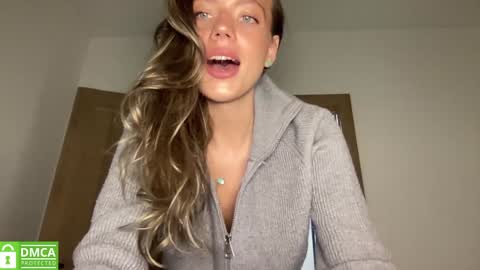 Greetings  Jess online show from November 7, 11:16 am