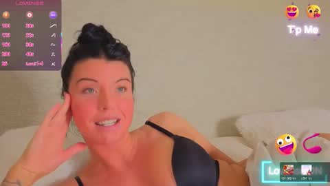 angel_ique online show from April 6, 5:08 am