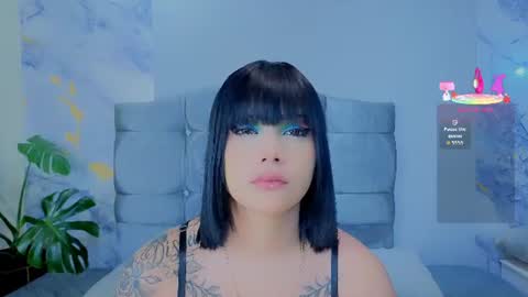 angel_medussa online show from July 7, 8:33 pm