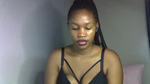 angel_mia5 online show from June 14, 2:24 am