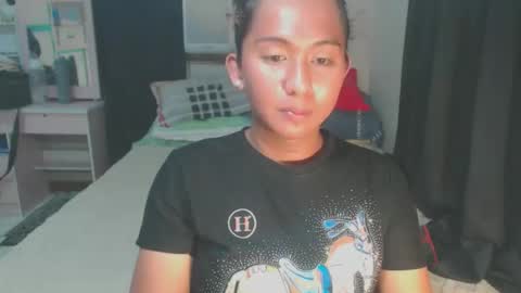 angel_ofdream online show from May 25, 11:09 am