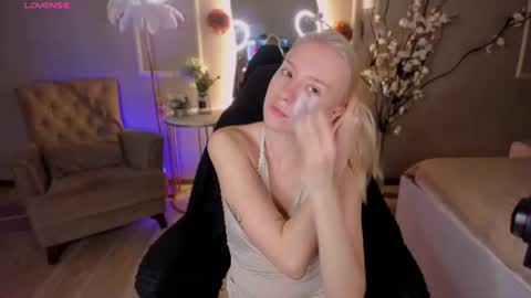 Angelica online show from June 27, 6:14 am