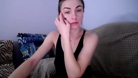 Snapshot of angel_zoe77 chatting on January 21, 8:08 am Zoe online show from January 21, 8:08 am