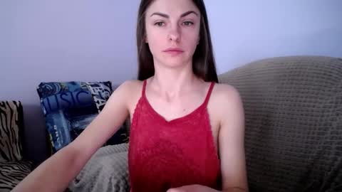 Snapshot of angel_zoe77 chatting on October 11, 12:52 pm Zoe online show from October 11, 12:52 pm