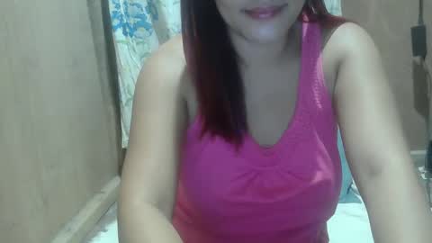 Snapshot of angela413796 chatting on January 16, 8:36 pm angela413796 online show from January 16, 8:36 pm