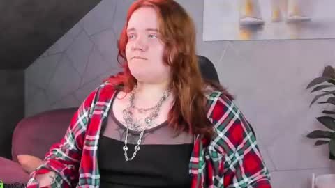 Angela online show from July 22, 9:10 am