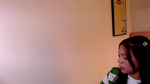 Snapshot of angela_santana_ chatting on January 3, 6:03 pm Angela online show from January 3, 6:03 pm