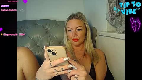 Angela Marie online show from February 9, 8:13 pm