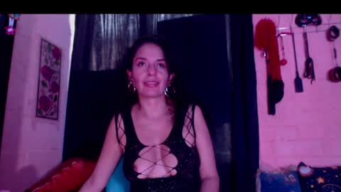 angelataysonvip online show from July 1, 5:01 pm