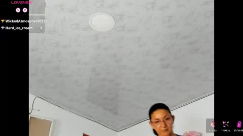 angel online show from June 25, 11:39 pm