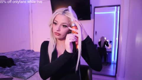 angelcookie online show from March 5, 3:57 am