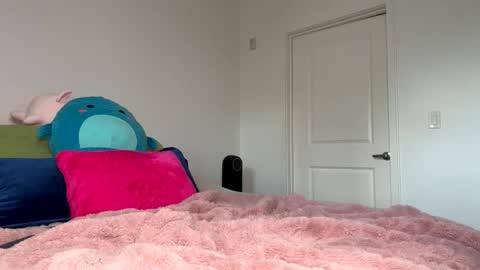 angelcookie online show from March 3, 12:01 am