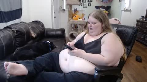 Angelduster521 online show from April 19, 9:06 pm