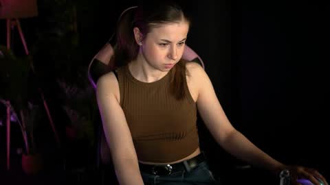 Angel online show from May 21, 8:01 am