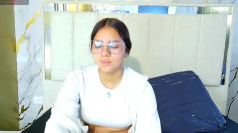 angel online show from June 20, 8:01 pm