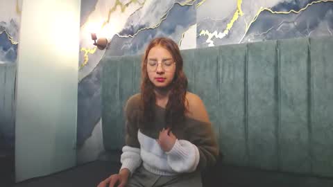 angel online show from October 31, 3:27 pm