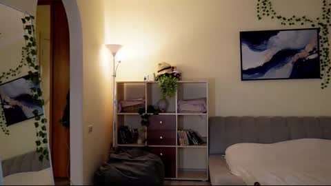 Gabby online show from November 1, 5:06 pm