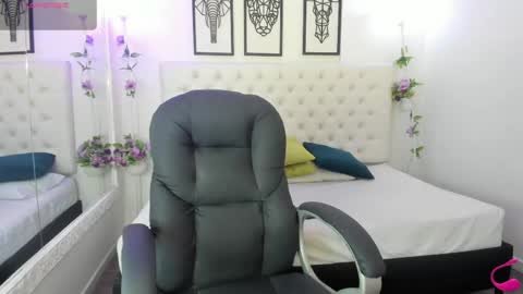 angelica_rolon online show from June 5, 7:20 pm