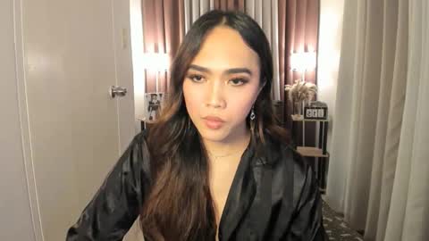 SweetAngelica online show from November 15, 9:43 am