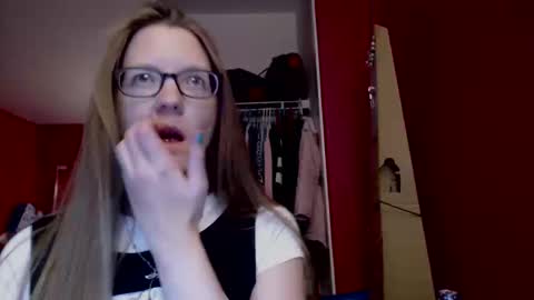 AngelicAngel online show from October 18, 5:43 am