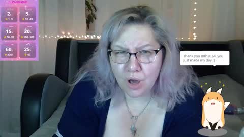 Snapshot of angelinaglam chatting on October 11, 3:37 pm AngelinaGlam online show from October 11, 3:37 pm