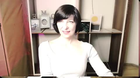 Angelina online show from May 31, 9:04 am