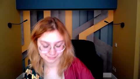 AngelinaLow online show from January 18, 6:32 am