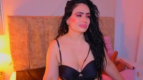 angelinarouse_ online show from July 13, 12:22 am