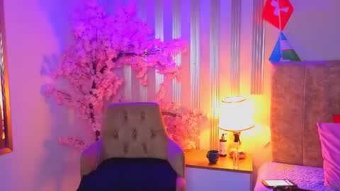 angelinarouse_ online show from July 9, 10:44 pm