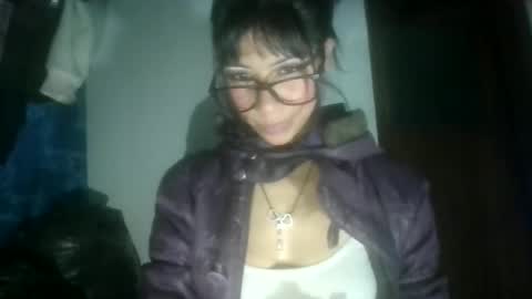 angelita_33 online show from October 20, 4:37 am
