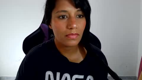 angela online show from July 7, 2:42 pm