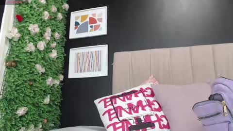 angel online show from March 9, 7:48 pm