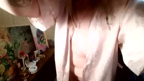 angelleah online show from June 24, 5:45 pm