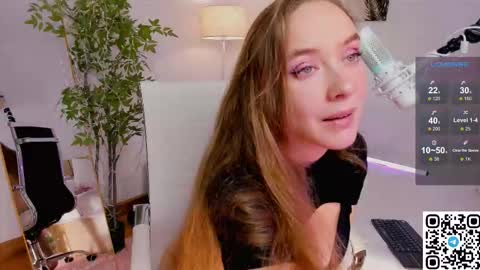 Angel online show from October 30, 7:59 pm