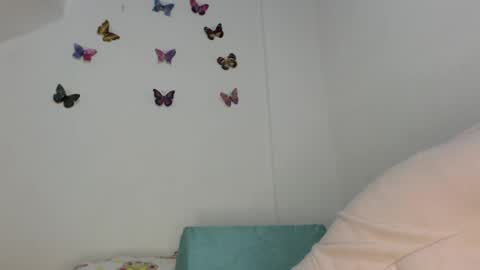 rebeca online show from July 17, 2:05 am