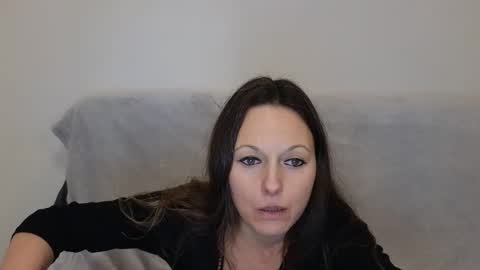 Giulia online show from November 16, 12:49 pm