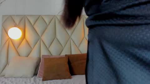 ANGIE online show from November 10, 2:01 pm