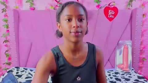 Snapshot of angeyapetite chatting on September 18, 11:31 am Anyega online show from September 18, 11:31 am
