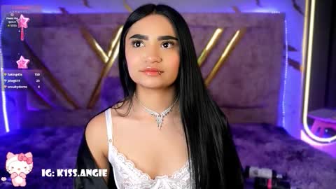 Snapshot of angie_boo_ chatting on October 16, 4:15 am Angie online show from October 16, 4:15 am