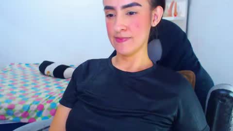 IG angie dreamgirl01 online show from July 25, 2:18 am