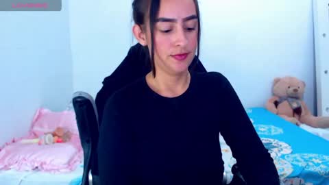 IG angie dreamgirl01 online show from April 18, 12:02 am