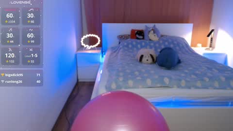 angie_faee online show from December 22, 3:44 pm