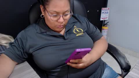 angy online show from November 5, 8:14 pm