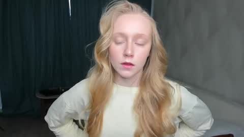 Violet online show from April 16, 6:14 am