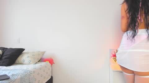 Ani online show from October 9, 9:41 pm