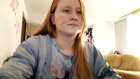 Snapshot of anika_lipps chatting on September 16, 12:46 pm Anika online show from September 16, 12:46 pm